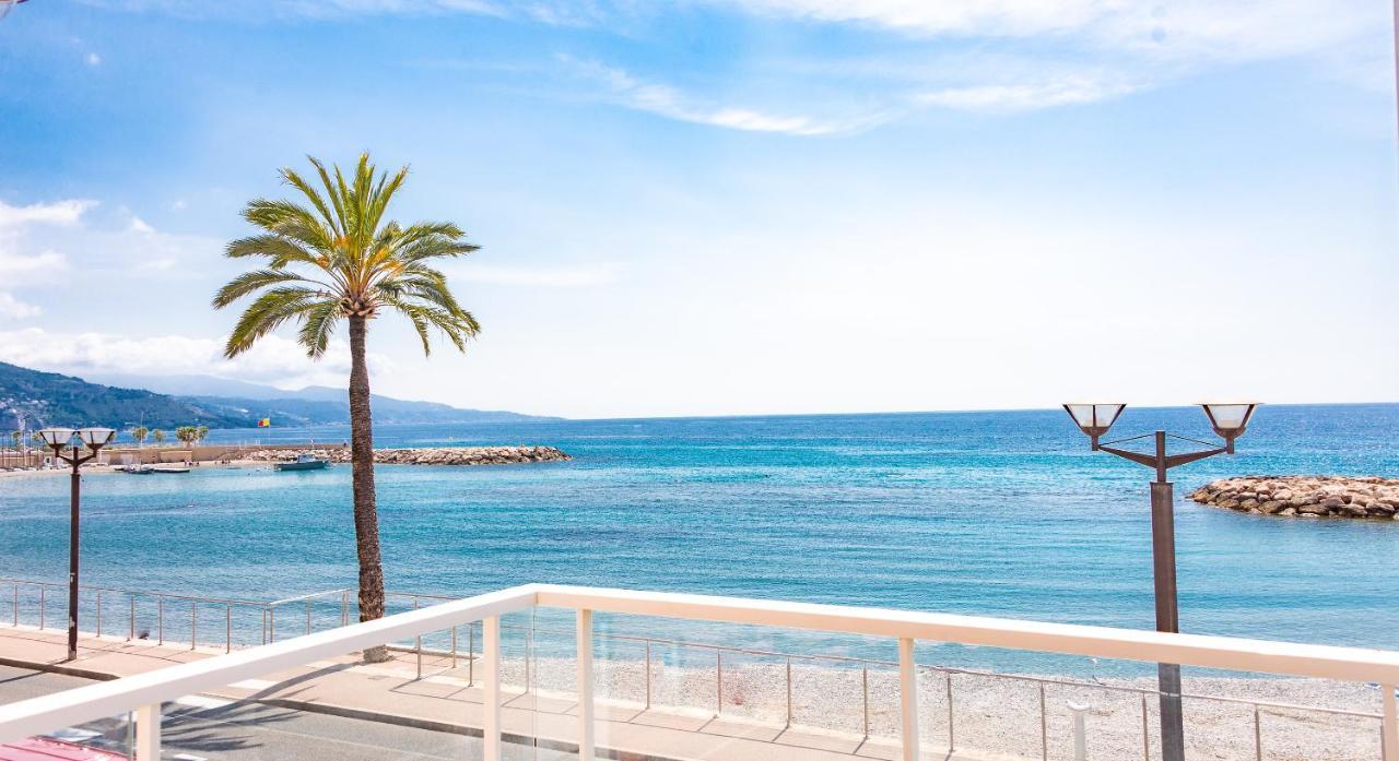 Hotel Et Appartements Reine D'Azur Roquebrune-Cap-Martin Ngoại thất bức ảnh