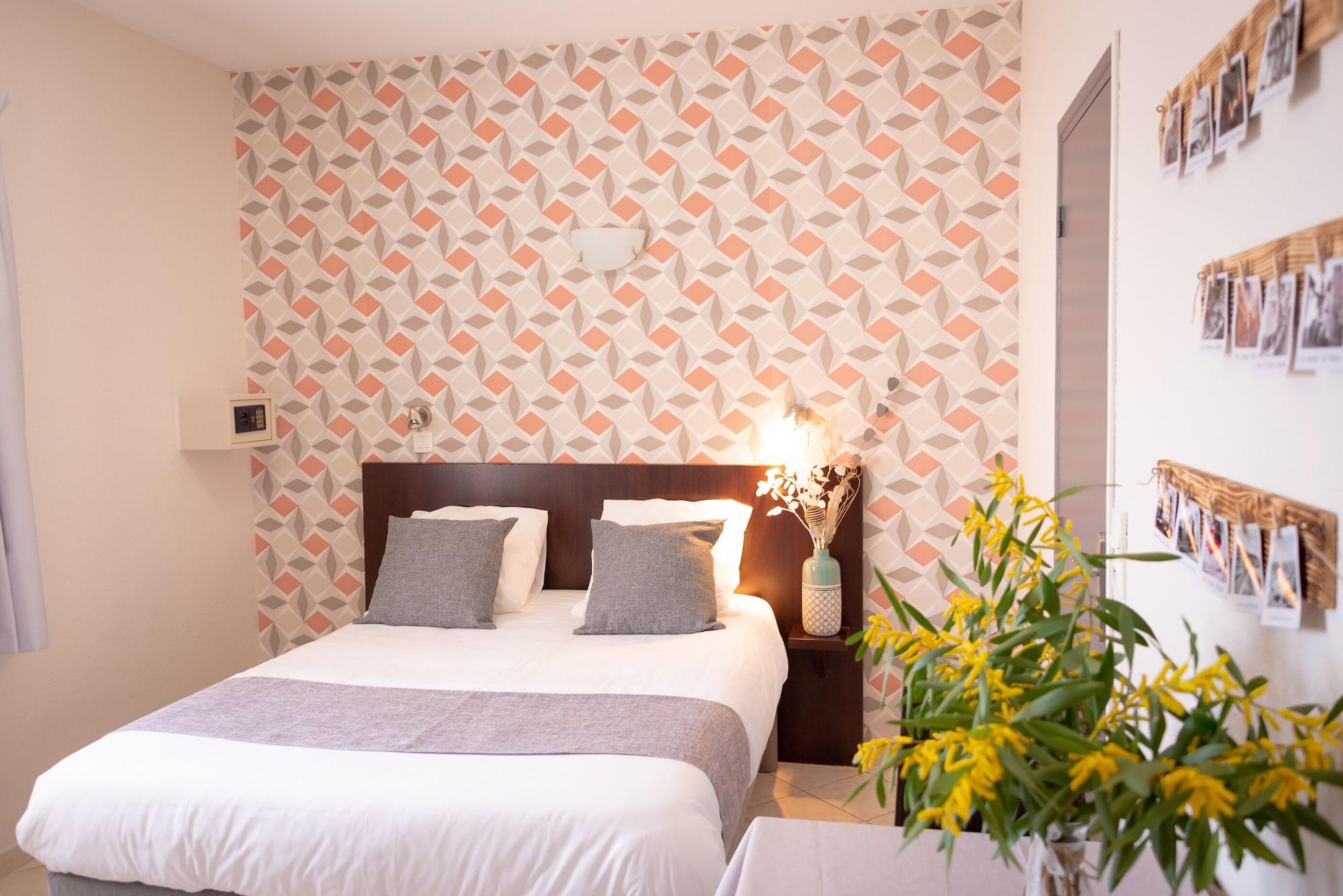 Hotel Et Appartements Reine D'Azur Roquebrune-Cap-Martin Ngoại thất bức ảnh