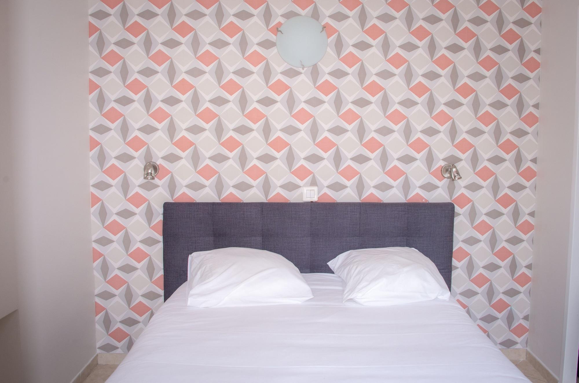 Hotel Et Appartements Reine D'Azur Roquebrune-Cap-Martin Ngoại thất bức ảnh