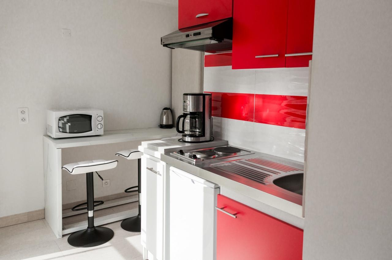 Hotel Et Appartements Reine D'Azur Roquebrune-Cap-Martin Ngoại thất bức ảnh