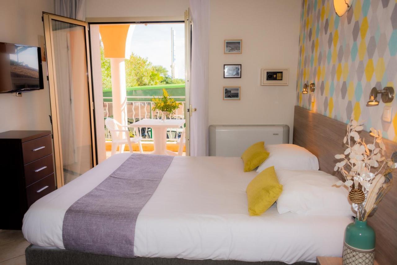 Hotel Et Appartements Reine D'Azur Roquebrune-Cap-Martin Ngoại thất bức ảnh